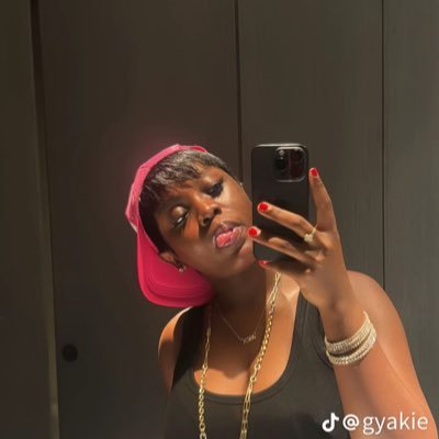 OmgItsMe990's profile picture. Mrasante