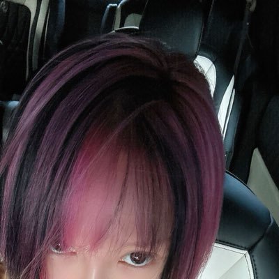 21🧍🏻‍♀️| 🇲🇽, 🇺🇸, 🏳️‍🌈| multi stan for kpop ggs | gamer | listens to rock, metal | mains Dreamcatcher, all loona units, twice, gidle, aespa, XG etc..