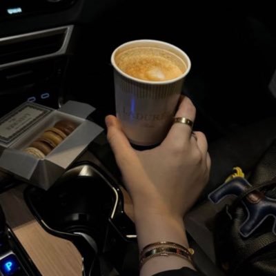 ربَّـي اغْـفِـرْ لِـي وَلِـوَالَـديَّ . /Art teacher 🧑🏻🎨