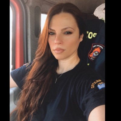 MargaRitaki911's profile picture. 🇬🇷FireFighter🚒👩🏻‍🚒           💗horses🏇 Love me but leave me wild..