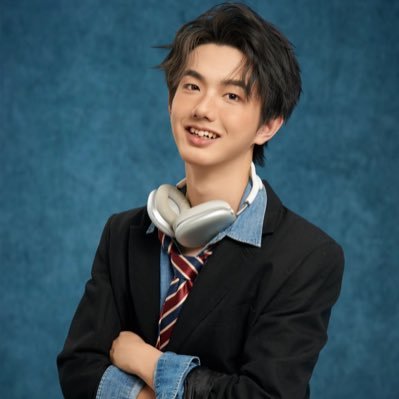 Undergraduate @Westlake_Uni, passionate about computational biology and translational research