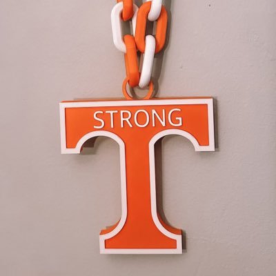 Dossy1922's profile picture. Christian, Husband, Dad, Lead director of sports equipment for @TheVFLShow @TFLOfficial01 reigning National Champion. Go Big 🍊