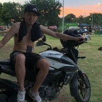 .. (@santariel13) 's Twitter Profile