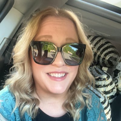 KOMissMoore's profile picture. Proud alumni of Duquesne University. Teacher of English Language Learners in the Keystone Oaks School District 📚✏️🖍📝 #KOproud