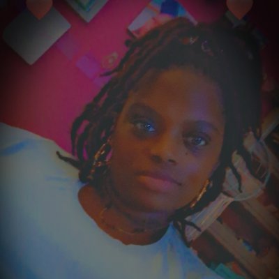 ms_gudcookie13's profile picture. Living life with no regrets #♋ mom to 💜💙💙