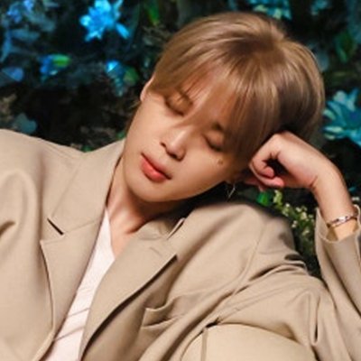 charts and radio updates about the 21st Century Pop Icon Park Jimin. (1 admin)