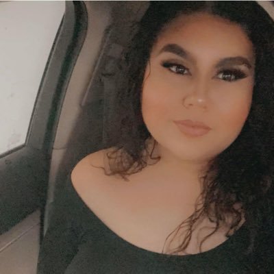 scaarrfacee's profile picture. Expert Tzatziki Maker and lowkey yiayia 🇬🇷