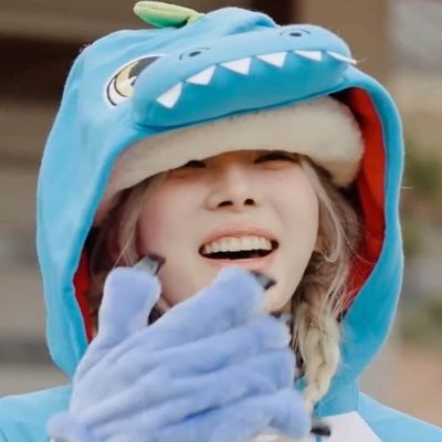 whinywinter's profile picture. #1 winter's "inner pop" enthusiast