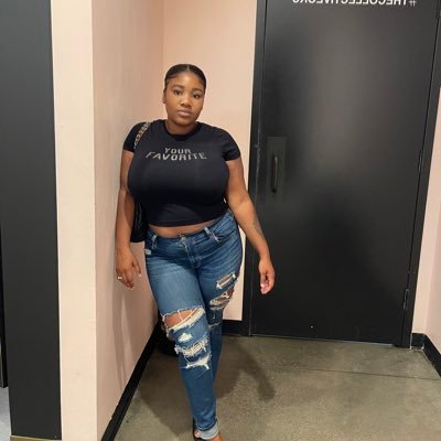 AmariCarter5's profile picture. twenty four