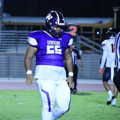 559 ||Class of 2027 || 5’8 || 260 ll DT || Email robertsonstevenjr@gmail.com || Washington union high school