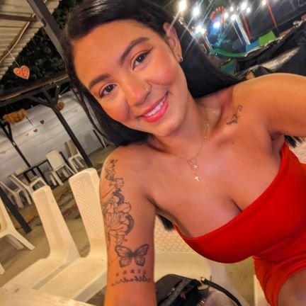 Iamcaty_'s profile picture. |📍𝐂𝐎𝐋🇨🇴 | 23años☀️| ARIES♈|