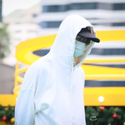 Bobeach94's profile picture. โลกของเราไม่มืดมน ตั้งแต่มีพวกคุณเข้ามา Youare🎶 #GOT7💚 #IGOT7🐥ยังคงมองดูทุกการเติบโตของ #YWPB #INTO1 แค่ตอนนี้ยกทั้งใจให้ #LYKN 🐺