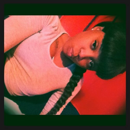 THEREGOES_KIM's profile picture. 