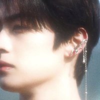 โ๏ธ ๐๐๐๐๐ช๐ฃ ๐๐ชฝ (@_leekx_xw) 's Twitter Profile