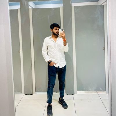 Utkarsh1718_'s profile picture. धर्मो रक्षति रक्षितः🚩