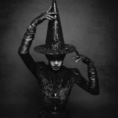 INTP092's profile picture. If I leave a bad taste in your mouth, it's probably the truth, since most things good for us are hard to swallow Especially the truth⚖️