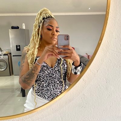 TheRebel_Mpho's profile picture. T H E R E B E L My Alter Ego RESIDES here 😊😊😊