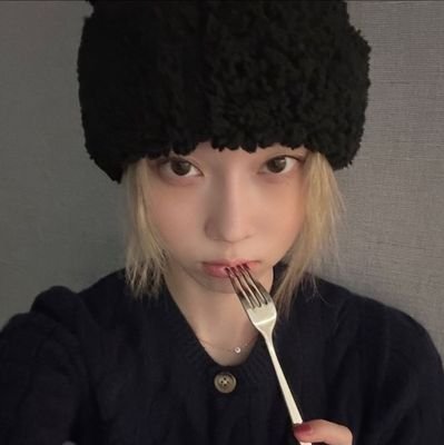 saezcoone's profile picture. ☕