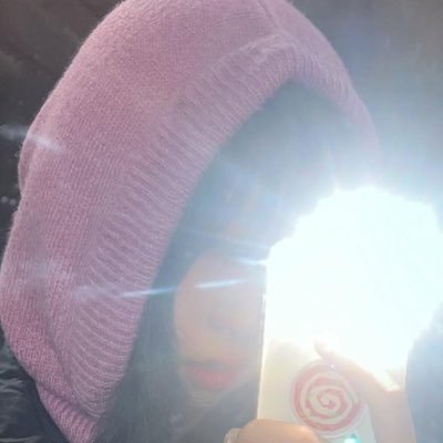 seungli0015's profile picture. 🫥