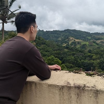 Khrex_'s profile picture. model builder, game addict