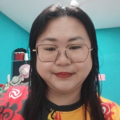 Christina327301's profile picture. 