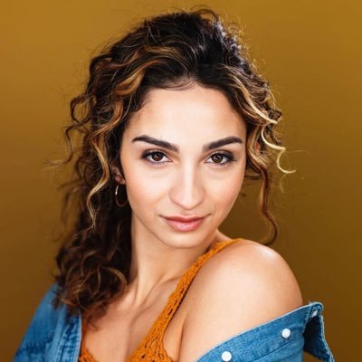 Actor. NYC. LA. Dancer. Snowboarder. Dog Lover. https://t.co/PcVOVbe9IV