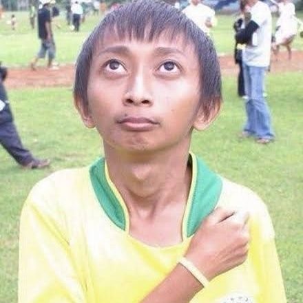 omokucrut_'s profile picture. DJ AND FOOTBALL 🕺🏻