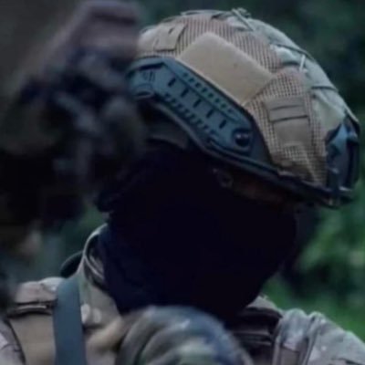 aliyouniss142's profile picture. 