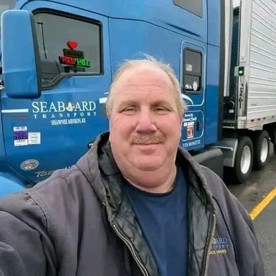 truck available for Sale or Rent
Sale/$35,000
Rent/$2,000 (2 weeks)
Rent/$1,000 (1 week)
Rent/$3,000 (3 weeks)
Rent /$4,500 (1 month)
Method of payment: cash a