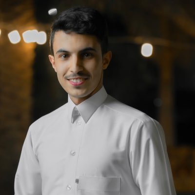 فيصل .. مهتم بتغطية جديد ومميز الرياض من المطاعم والمقاهي والمتاجر وغيرها 🍔☕️ .. للتواصل على الخاص ✉️
