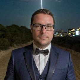 Publishing on AR since 2000. Astonished by AI since 2019. Born and raised in Munich, living abroad since getting PhD in 2005. https://t.co/hOA9vFCNk1