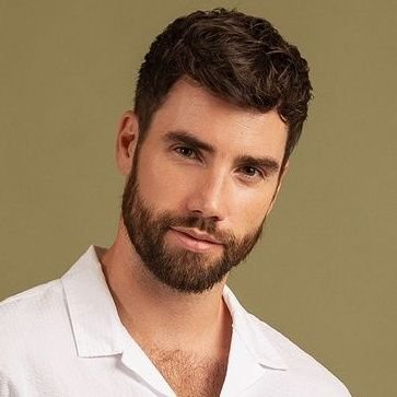 Templar. Car lover. Former chef. Happily married to @TanDeveraux 💍 (RP account. #SWLRP. Face credit: Chez Rust - no affiliation)
