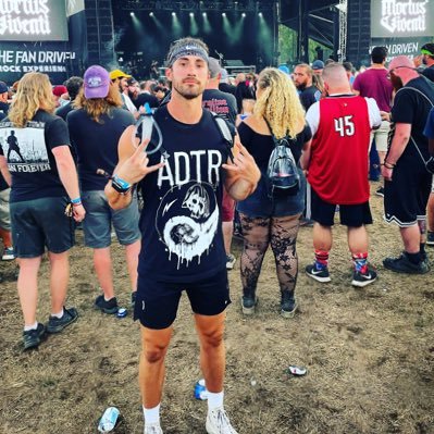 heavy music. shows. vinyl. sports. blegh.