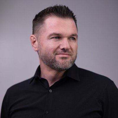 ShaunBuck's profile picture. Entrepreneur | Marketing Wizard | Experiences over Stuff |