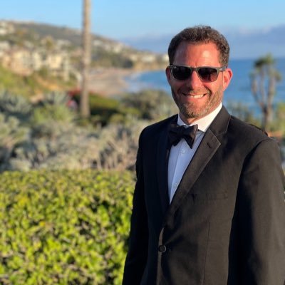 RealTizodd's profile picture. Chief Prompt Officer. I like common sense in humans and AI.