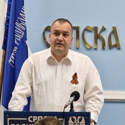 Маст. инж. саобраћаја, члан Централне отаџбинске управе Српске радикалне странке и председник Јабланичког окружног одбора Српске радикалне странке