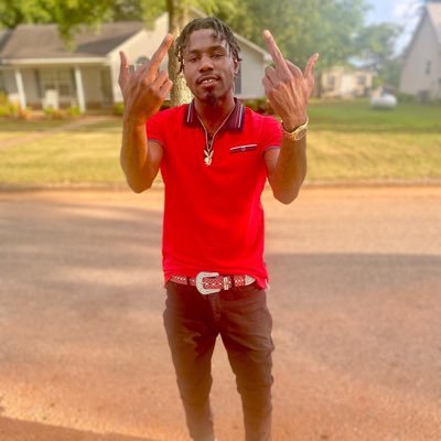 L.L Trap🤴🏼. IG:all_boutmoney1👻 ayoo_bunny. 256-🐘. Don’t jump in that water if you can’t swim this shit get deep 🦈.