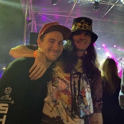 hutchins_eli's profile picture. Just out here fighting the primal urge to take a fucking nap.