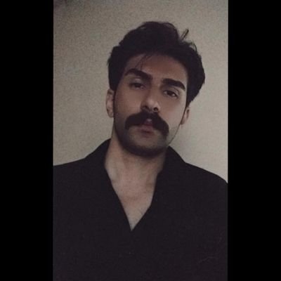 aliezazeynivand's profile picture. اگر نیاز باشه بدونی من کی‌ام، خواهی دونست!