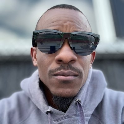 BecaPeyia's profile picture. Graphiste Mulimedia Producteur/ Monteur/ Photographe/Cameraman