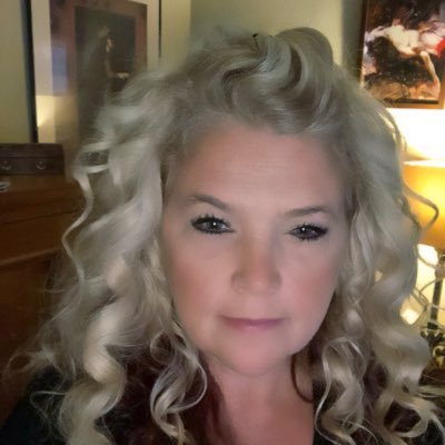Proud mom of US Army Vet▪️Rescue 🐕🦺▪️ProRoe▪️Team Harris/Walz▪️🇺🇸Good Trouble▪️Survivor▪️LGBTQ+ally▪️ADHD/OCD▪️🙏🏼 for our Military▪️NotGoingBack🚫DMs!