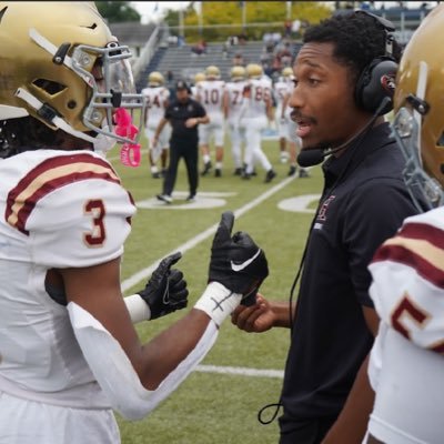 The Haverford School(PA) WR&DB coach |CHC Football ‘19| “Everyday you wake up with a chance and a choice”. kjohnsonhackett@haverford.org