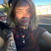 faye (@fayewebster999) 's Twitter Profile