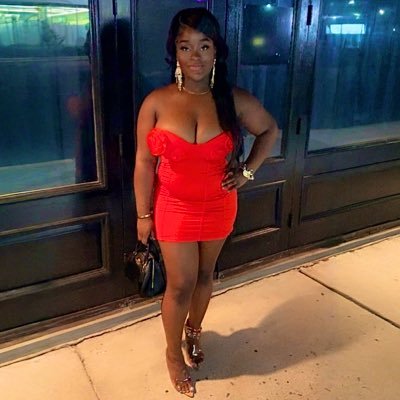 AmandaOpoku's profile picture. Ghanaian 🇬🇭 | Phillipians 4:6-7 💕 | BSN RN 🩺