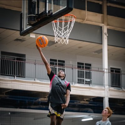 dk09a's profile picture. GHS|C/O|2027|5,8| PG/SG |