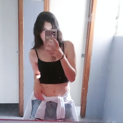 Chi310817's profile picture. 