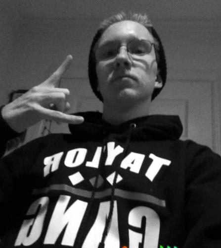 TAYLOR GANG OR DIE BITCHES!!