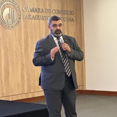 #TusDatosValen
Salud Digital. Riesgo Cibernético.
CEO de Tekhnos. Director de Paraguay Ciberseguro y Ciberpadres Latinoamérica
