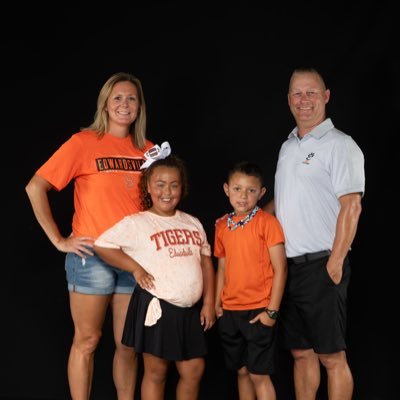 Husband, Dad, Teacher, Coach, @WesternILUniv & @UISedu Alum