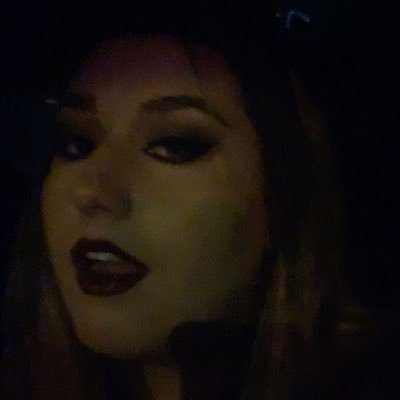 _maddieelkins's profile picture. 